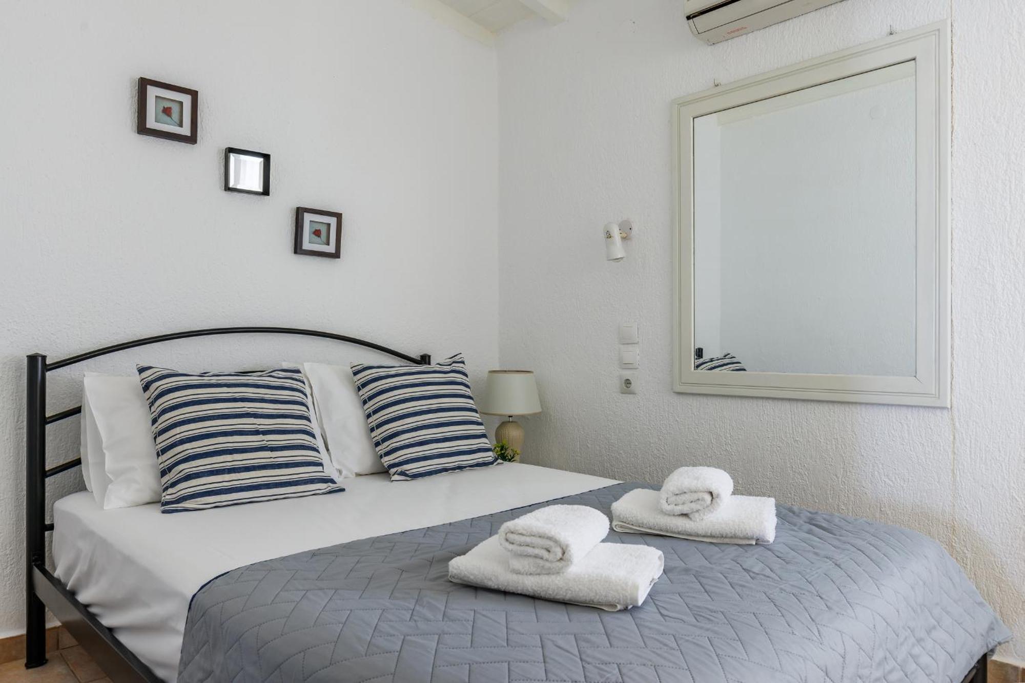 Nerissa Cottage - Skopelos Glossa Atheato Екстер'єр фото