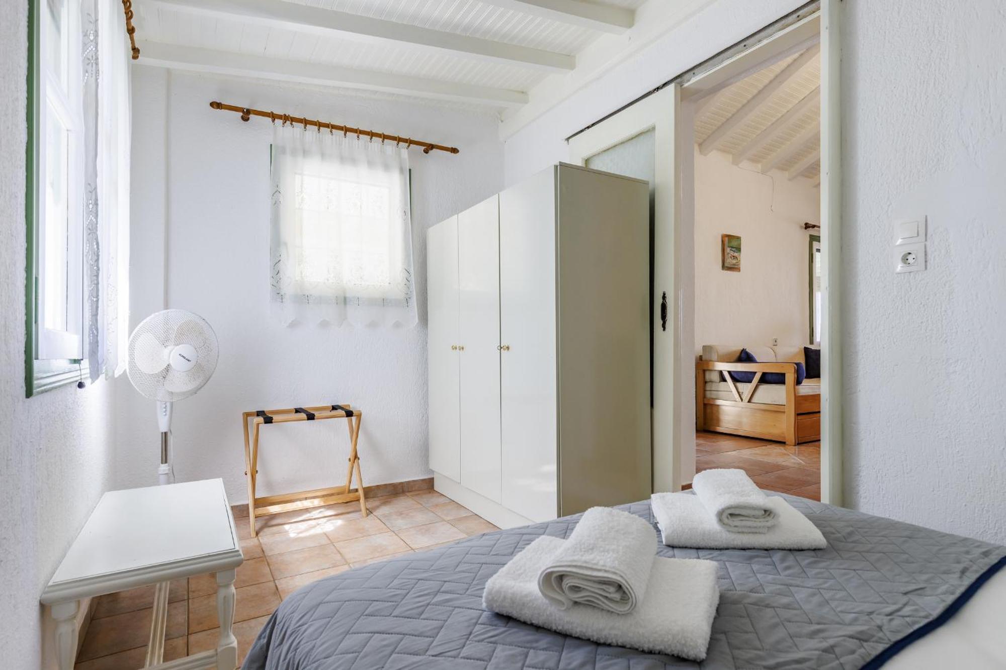 Nerissa Cottage - Skopelos Glossa Atheato Екстер'єр фото